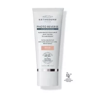   INSTITUT ESTHEDERM Photo Reverse fényvédő hiperpigmentált bőrre SPF50+ light 50 ml