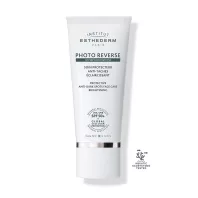   INSTITUT ESTHEDERM Photo Reverse fényvédő hiperpigmentált bőrre SPF50+ 50 ml